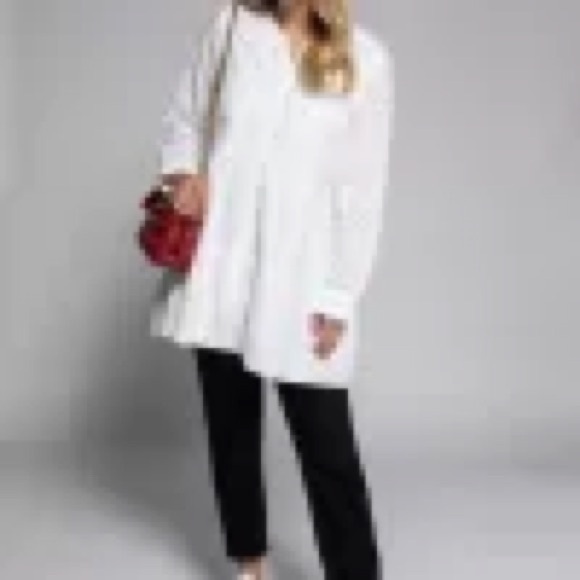 Women’s white eyelet embroidered Tierred tunic dress, size 28/30 - Picture 10 of 11